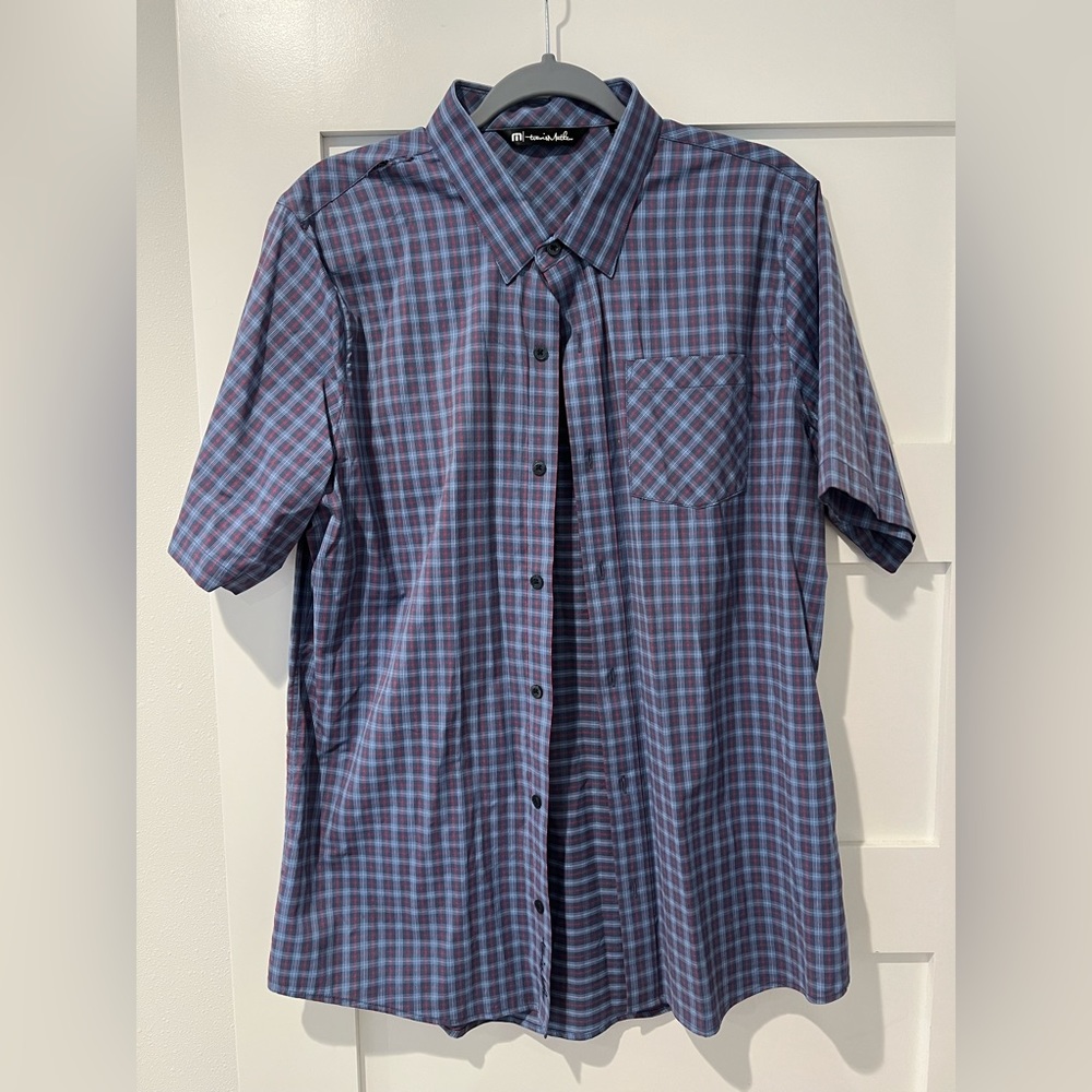 Travis Mathew size L button down shirt